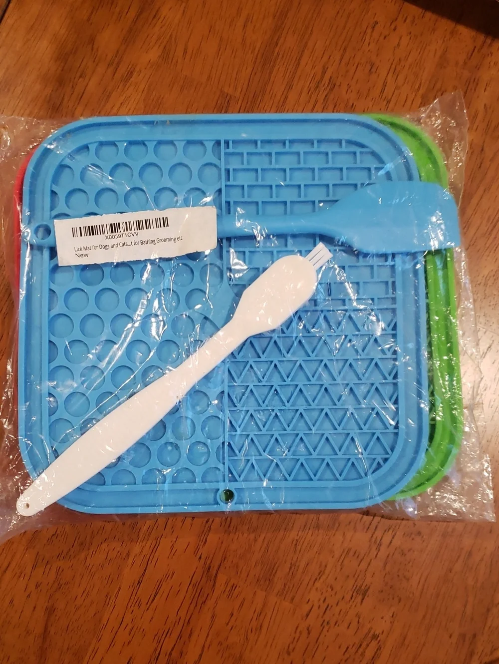 NEW Lick Mat Set for Pets 3 Large Size Mats with Multi Surfaces, Spatula & Brush